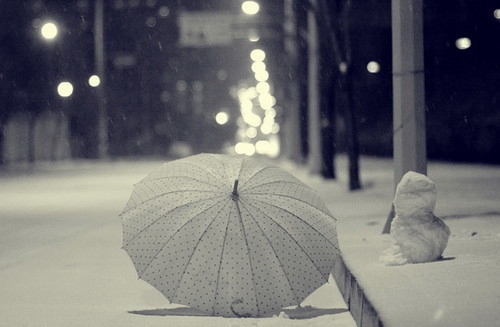 评论伤感说说的经典话语图片