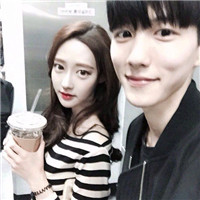 帅哥头像黑色韩8 帅哥头像黑色韩8