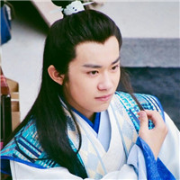 戴帽子抱着猫的动漫男生头像4