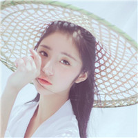 背影头像女唯美高清海边10