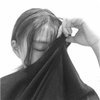 女生洒脱头像3