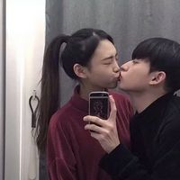 大嘴唇头像卡通图片9
