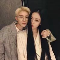 含有后者的qq头像女生8