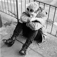 头像动漫手绘伤感6