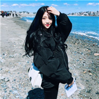扣扣头像女短发森系8
