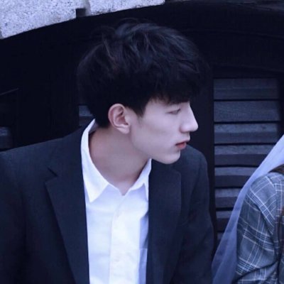 最帅的动漫头像黑白头像8