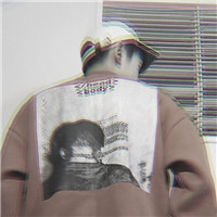 男生动画头像伤感的3