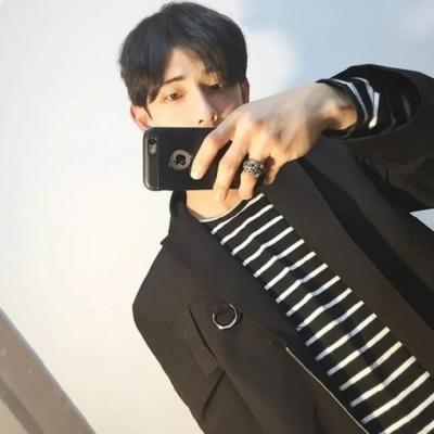 花草带露珠做微信头像1