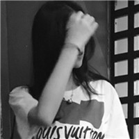 欧美黑白亲吻头像7