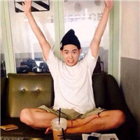 头像上带个搞笑的人7
