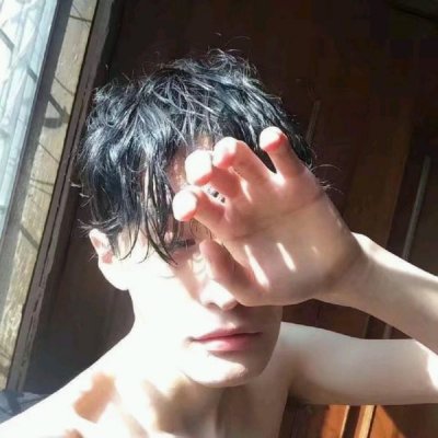 qq头像西服8