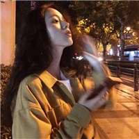 个性短发背影图片女生头像7