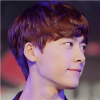 头像男欧美高级感1 头像男欧美高级感1