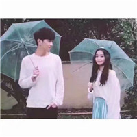 超现实的女生头像搞怪6