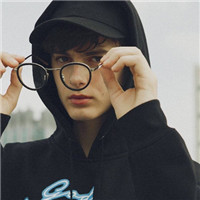 萌版可爱小狗背景头像5