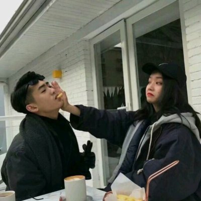 卡通情侣头像一左一右7