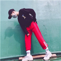 女生短发美女头像图片8