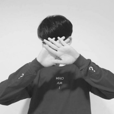 超酷男生黑白头像动漫2