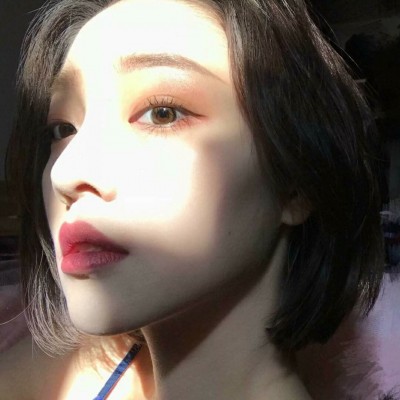 高质量的帅哥头像9