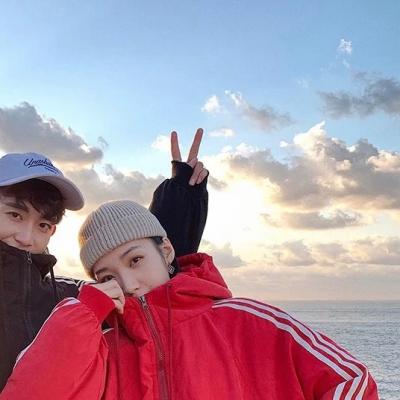 锁骨女生头像唯美图片大全6