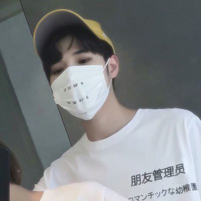 小孩子背影唯美头像7