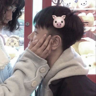 一个狼尾男生是什么动漫头像6