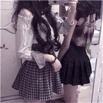 愤怒的小鸟头像的消除游戏4