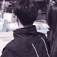 蝴蝶结微信头像卡通美女4