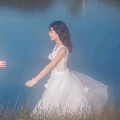 qq头像女生可爱伤感头像9