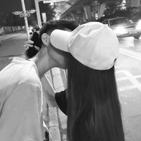 男生壁咚女生头像12