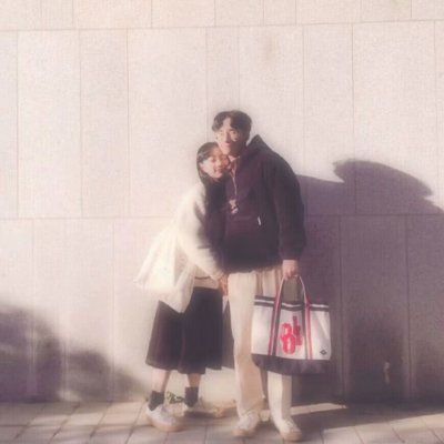 个性短发背影图片女生头像6