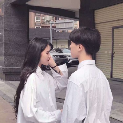 粉色搞怪女头像欧美头像6