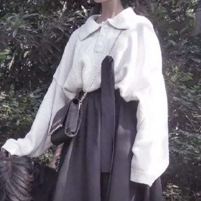 悲伤好看头像女生背影图片2