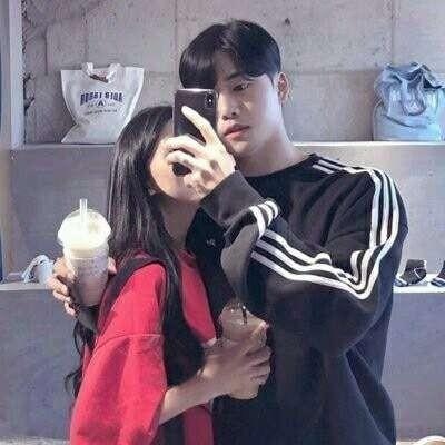 帅哥小姐姐拍照头像4