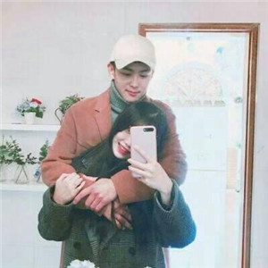 唯美黑白男生头像背影头像3