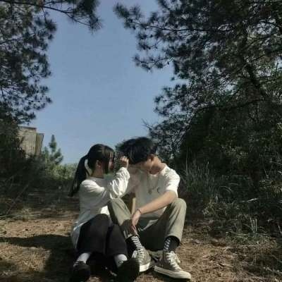 帅哥亲吻头像图片8