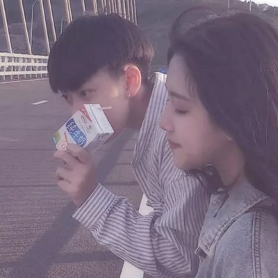 qq头像背影男生阳光12
