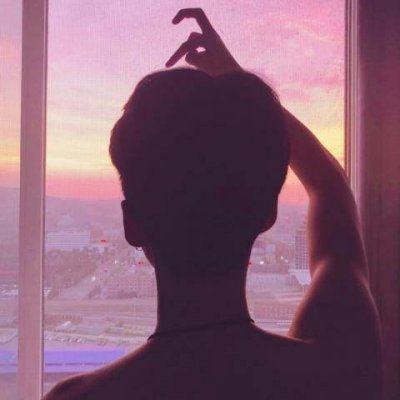 qq头像伤感男漫画图片7