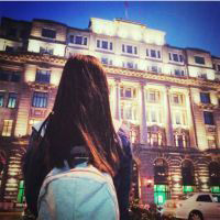 qq带字头像超拽女生3