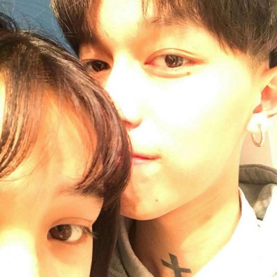 美女树叶挡眼睛卡通头像2