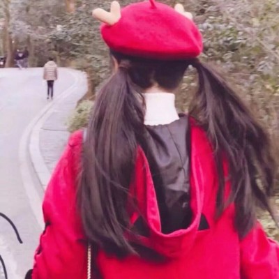 夏天短发女生的发型既凉快又好看10