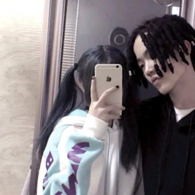 孤独伤感黑白头像男生背影9