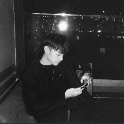 好看头盔女头像11 好看头盔女头像11