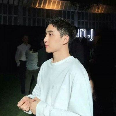 沉默的qq头像单身男生1