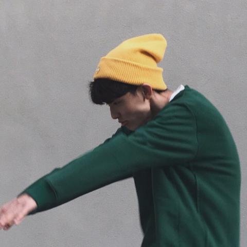 伤感后的头像男生3