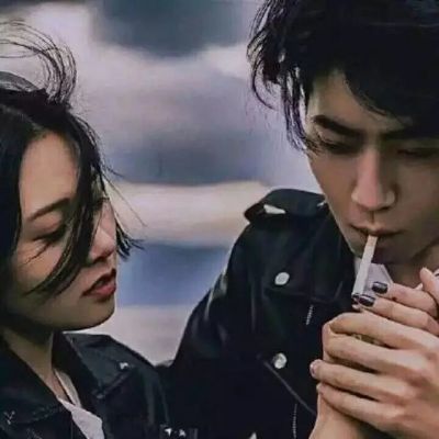 情侣头像2025最火伤感12