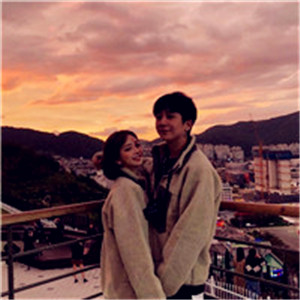 棕色头像女生漫画图片7 棕色头像女生漫画图片7