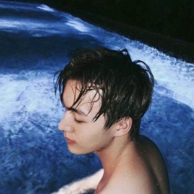 卡通油画头像男生简笔画3