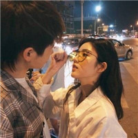 黑色幸运头像4
