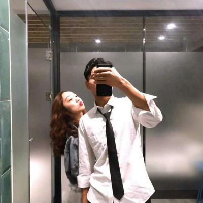 含有佳句的卡通头像女5